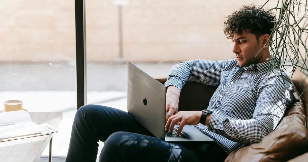 what age does acne stop for men