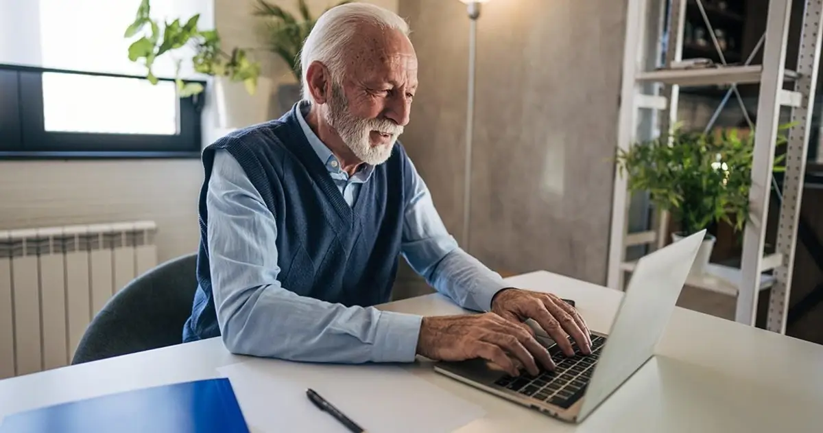 what is federal retirement age